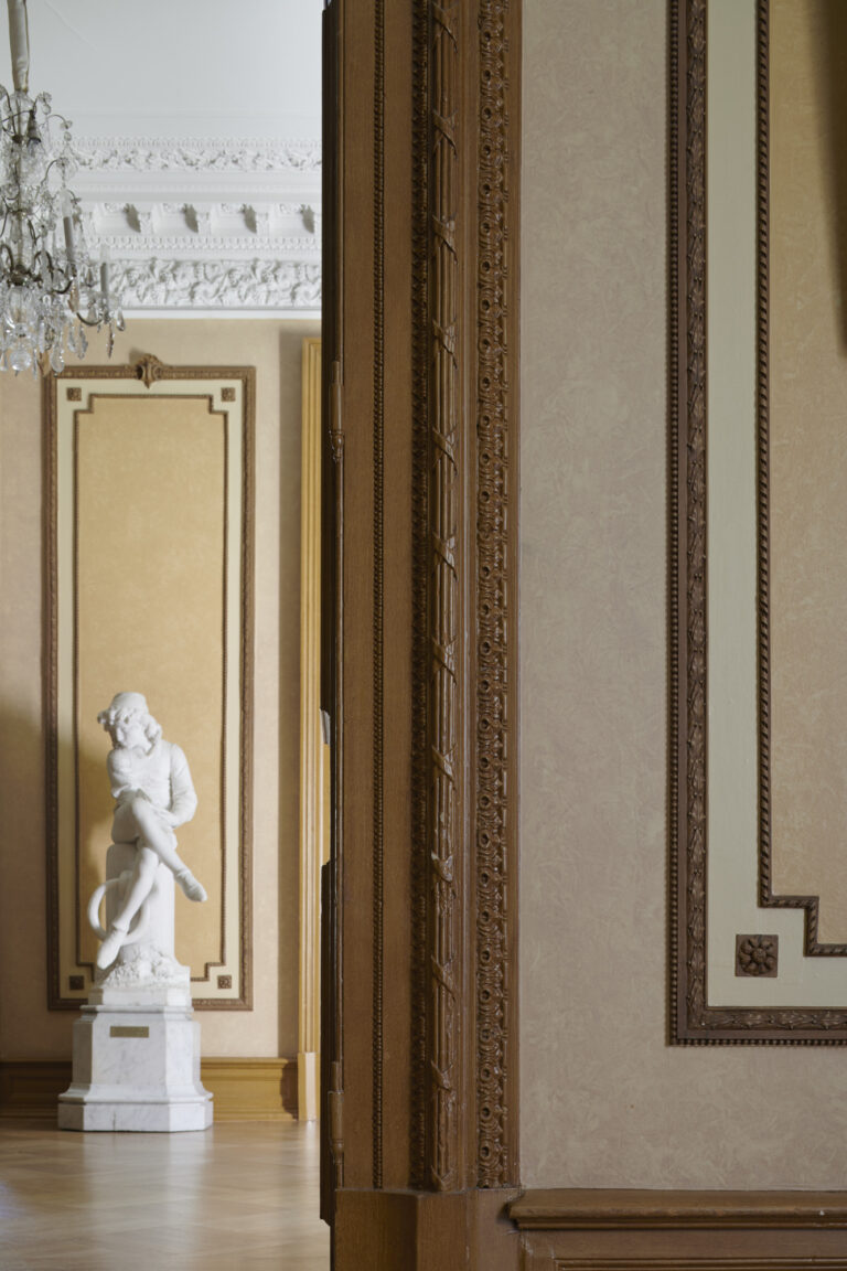 Pampig interiör i Dicksonska Palatset.